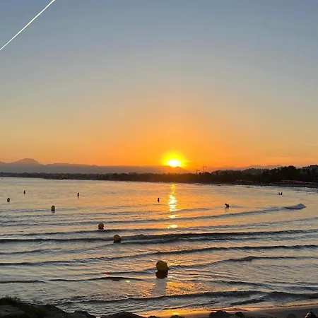 Platja 公寓 *